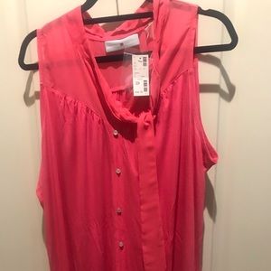 NWT Avenue 22/24 Sleeveless Coral Blouse